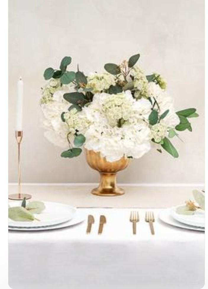 Floral Dining Table Centerpiece